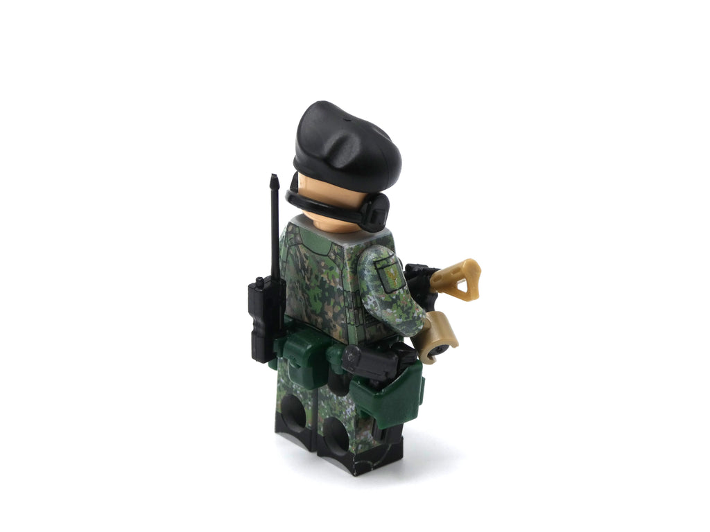 Royal Netherlands Army Soldier Armed OOCL Reconnaissance Squadron